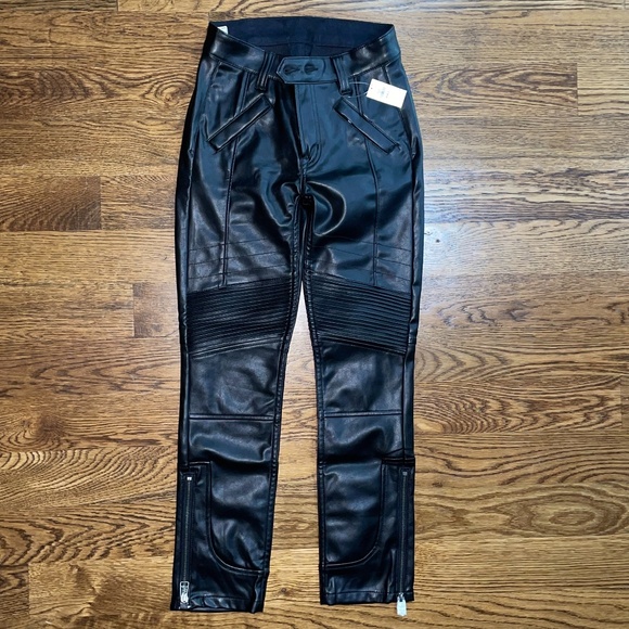 Gap Black “pleather” pants-brand new with tags😎 - Picture 8 of 8